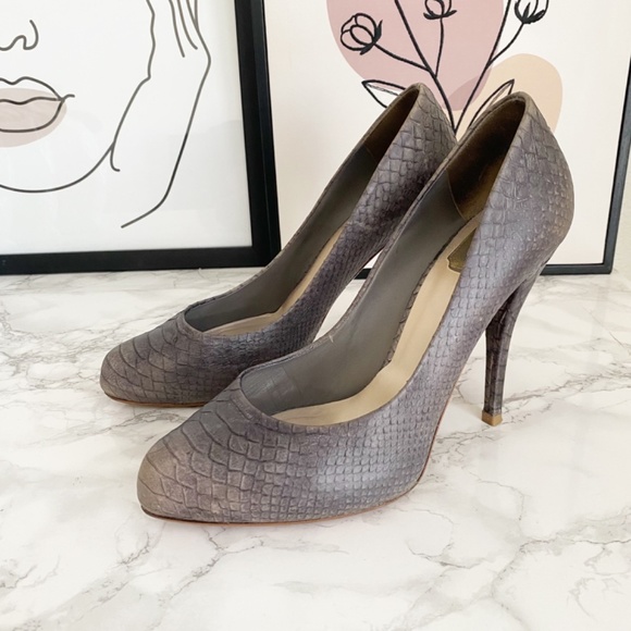 Christian Dior Miss Dior Snakeskin Grey Python Embossed Stiletto Pumps 40 / 10 - Picture 1 of 14
